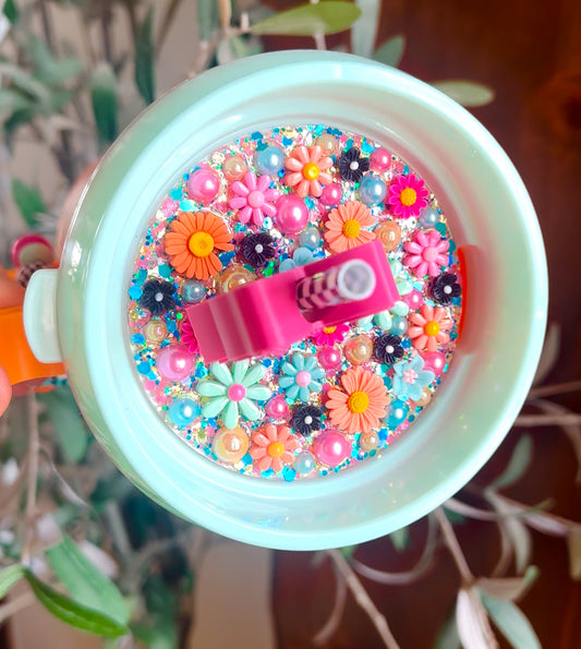 Decorated Hip Sip Lid